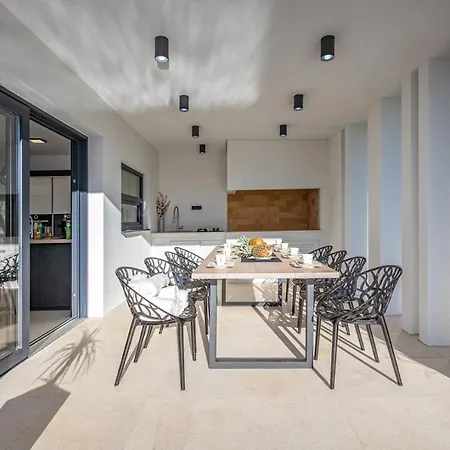 Milly Villa Vrh (Krk)