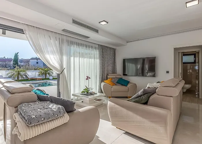 Milly Villa *